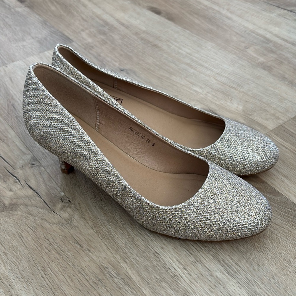 Women’s Idifu Gold Kitten Heel Pumps